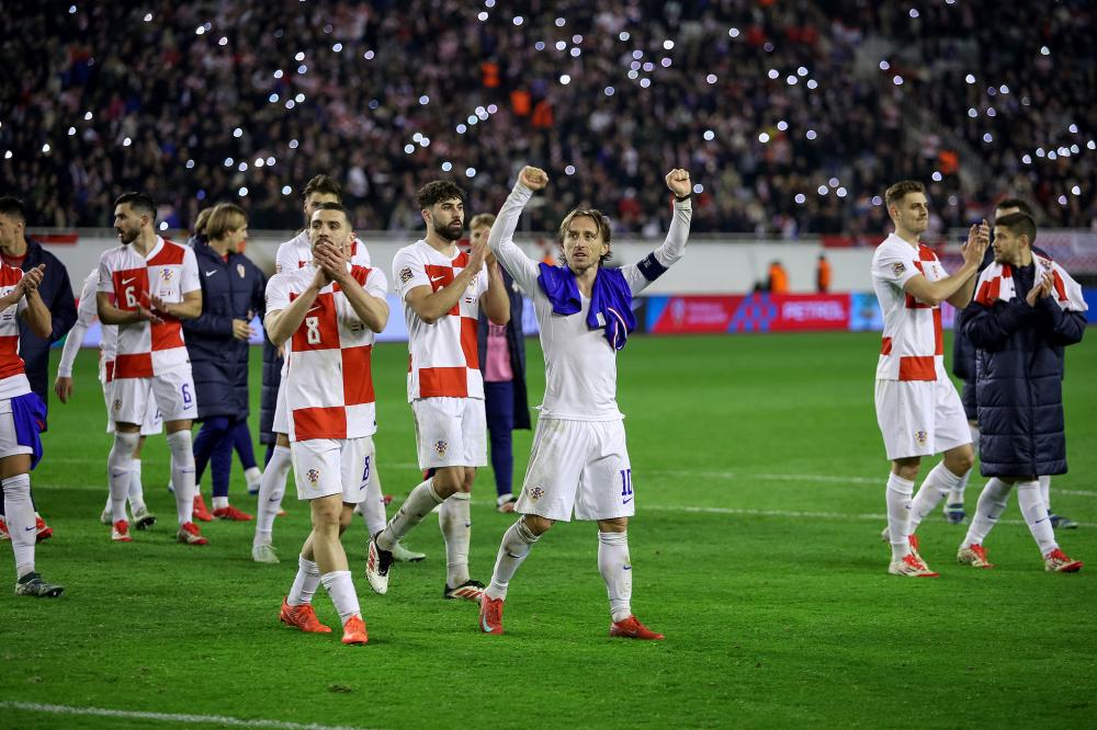 足球曝世界足坛将全面引入AI判罚系统